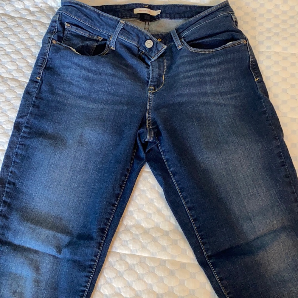 Mid rise skinny Levi’s